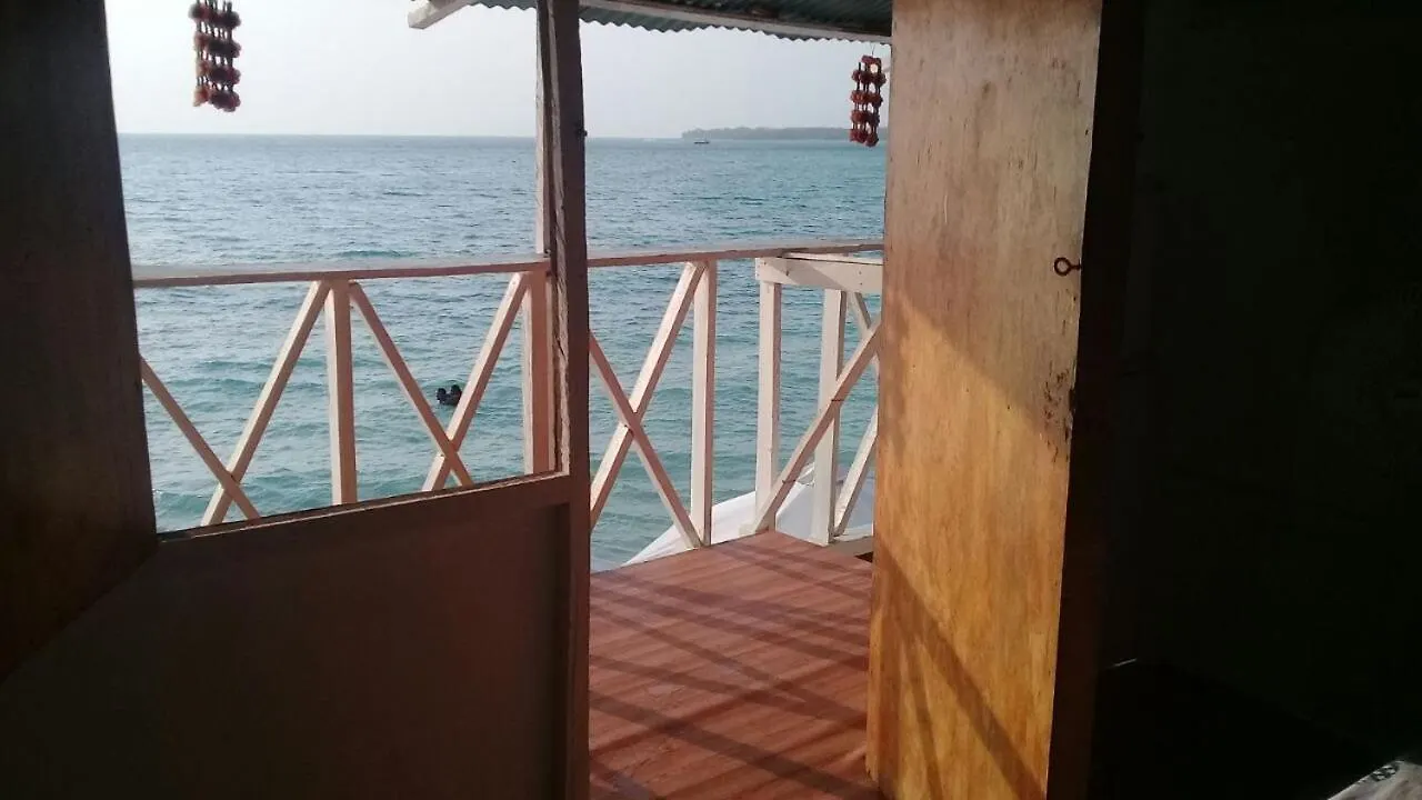 Cabanas Black And White Hotel Cartagena Guest house